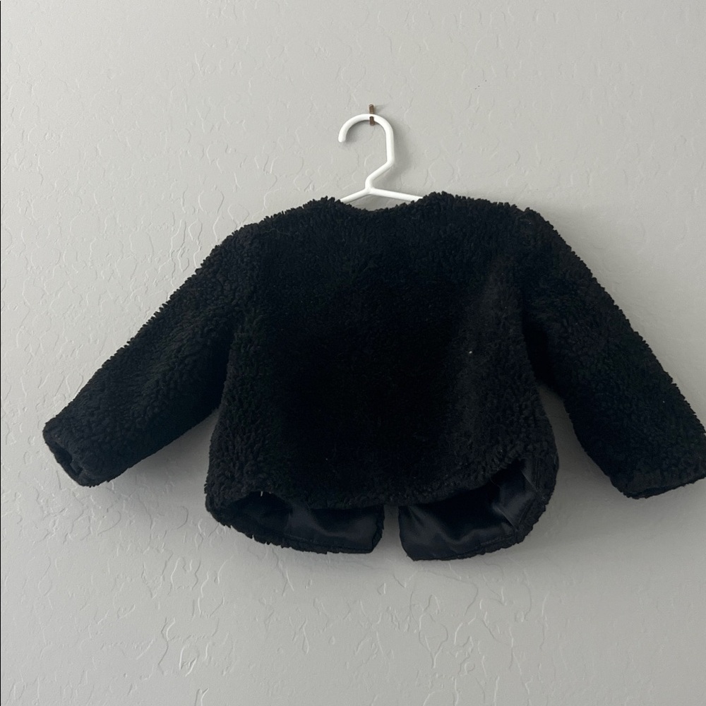 GAP Kids Black Fleece Jacket - Picture 3 of 3